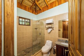 Beachfront Bungalows Hotel