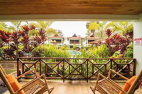 Beachfront Bungalows Hotel