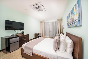 Beachfront Bungalows Hotel