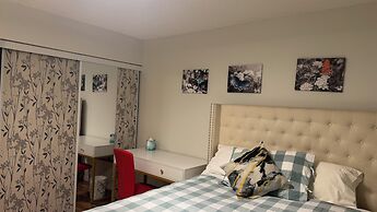 MainFloorCondo CozyFurnished Independent