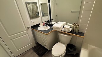 MainFloorCondo CozyFurnished Independent