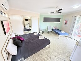 Emu Park Beach Resort