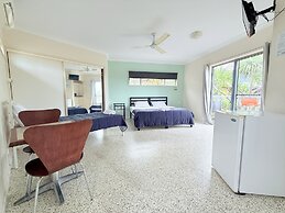 Emu Park Beach Resort