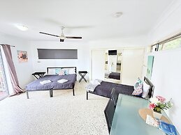 Emu Park Beach Resort