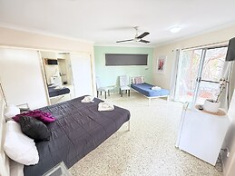 Emu Park Beach Resort