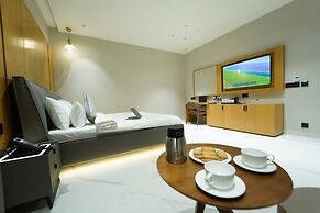 Hotel Millennium