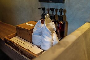 Jungle Vista Apartment Complex Ubud by BCG