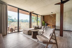 Jungle Vista Apartment Complex Ubud by BCG
