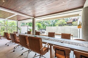 Jungle Vista Apartment Complex Ubud by BCG