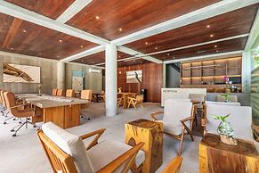 Jungle Vista Apartment Complex Ubud by BCG