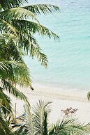 Beach Hotel Dhigurah