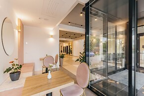 Hotel Agora