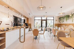 Hotel Agora