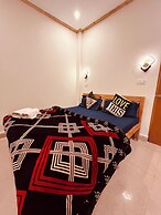Skyard Hostel & Homestay (Harsil Valley)