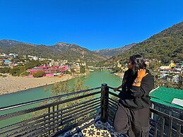 Skyard Hostel & Homestay (Harsil Valley)