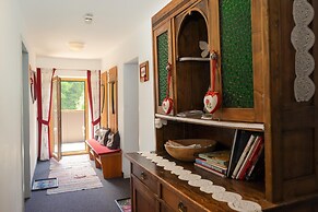 Romantic Apartment Near Navis Town