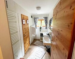 Romantic Apartment Near Navis Town