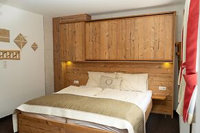 Romantic Apartment Near Navis Town