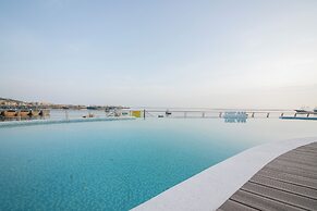 Tangchi Seaview Resort