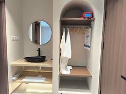 Tangchi Seaview Resort