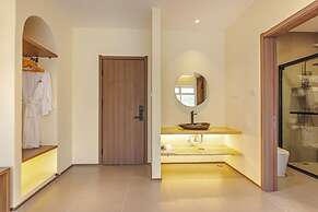 Tangchi Seaview Resort