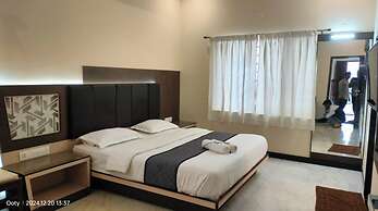 SRJ Thaneesh Residency