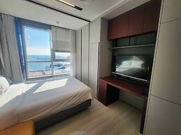 The bayment Rasidence