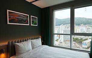 The bayment Rasidence