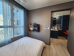 The bayment Rasidence