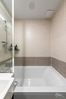 The bayment Rasidence