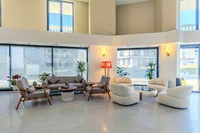 Nenessa Airport Hotel