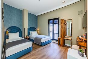 Nenessa Airport Hotel