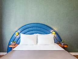 Nenessa Airport Hotel