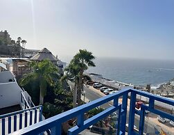 Sunny Modern Apartment - Sea View and Beach Access