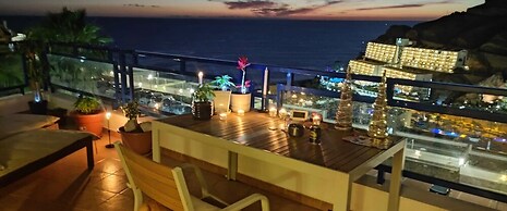 Sunny Modern Apartment - Sea View and Beach Access