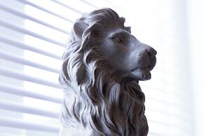 Wolverhampton - 4 Bed House - Free Parking