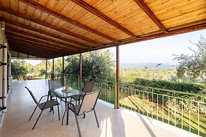 Aelia Guesthouse - Olive Grove Retreat