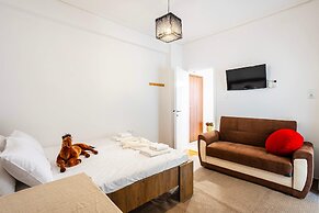 Elena s Cozy Getaway In Kalamata s Center