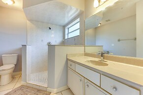 Pet-friendly Palm Coast Home: 8 Mi to Beach!