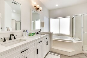 2 Mi to Coachella: Indio Oasis w/ Heated Pool