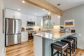 Fraser Townhome: Ski, Hike, Bike!