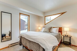 Fraser Townhome: Ski, Hike, Bike!