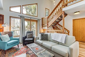 Fraser Townhome: Ski, Hike, Bike!