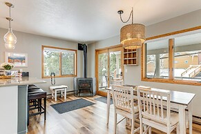 Fraser Townhome: Ski, Hike, Bike!