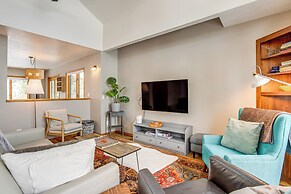 Fraser Townhome: Ski, Hike, Bike!