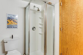 Fraser Townhome: Ski, Hike, Bike!