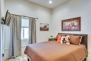 Patio & Shared Hot Tub: Tucson Fourplex Townhome!