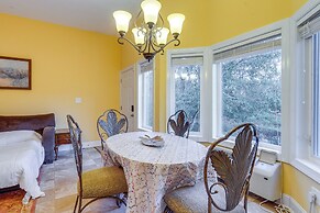 Scenic Studio w/ Dock Access in Fayetteville!