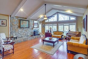 Spacious Lakefront Apt w/ Deck in Fayetteville!