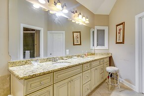 Spacious Lakefront Apt w/ Deck in Fayetteville!